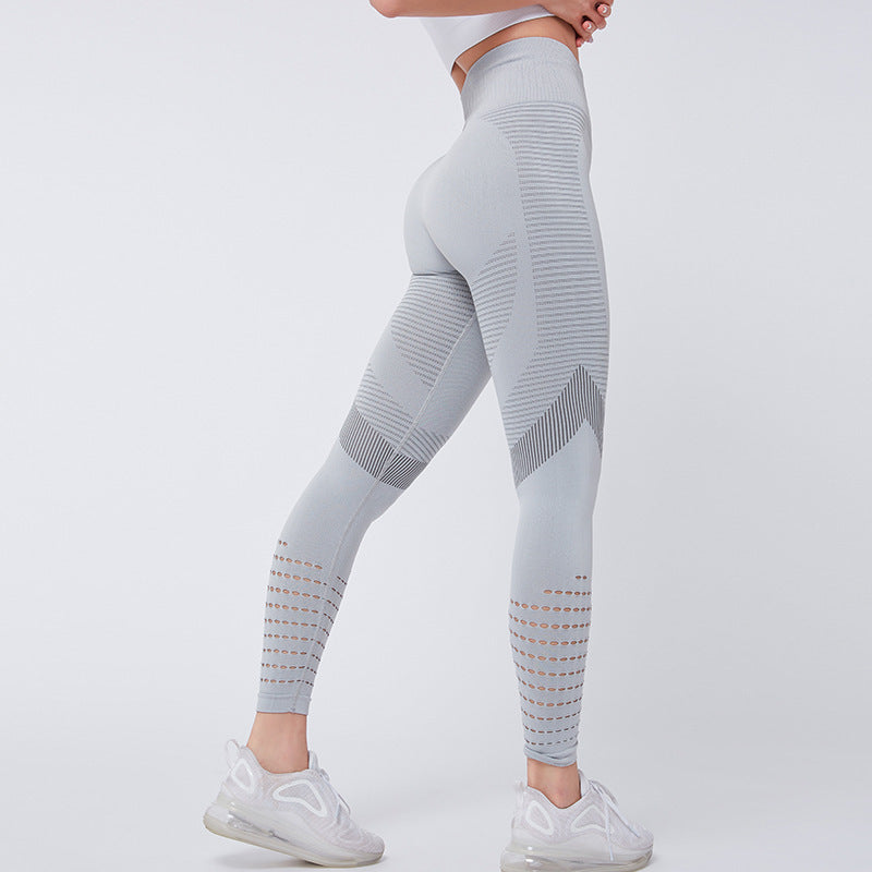 AeroFit BreathTech Ensemble: High-Waist Leggings & Seamless Crop Top